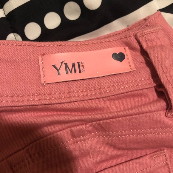 YMI BLUSH PINK SHORTS - Picture 4 of 4